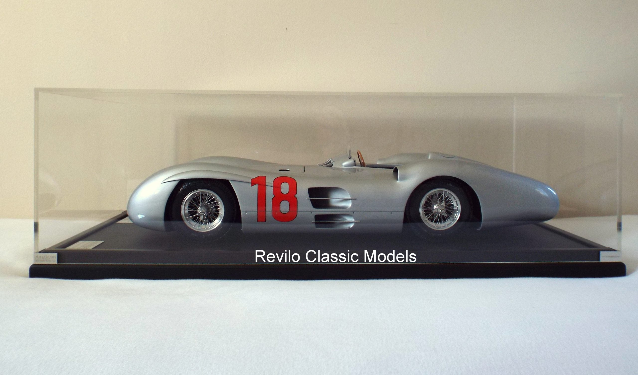 Amalgam 1:8 Mercedes W196 Streamliner