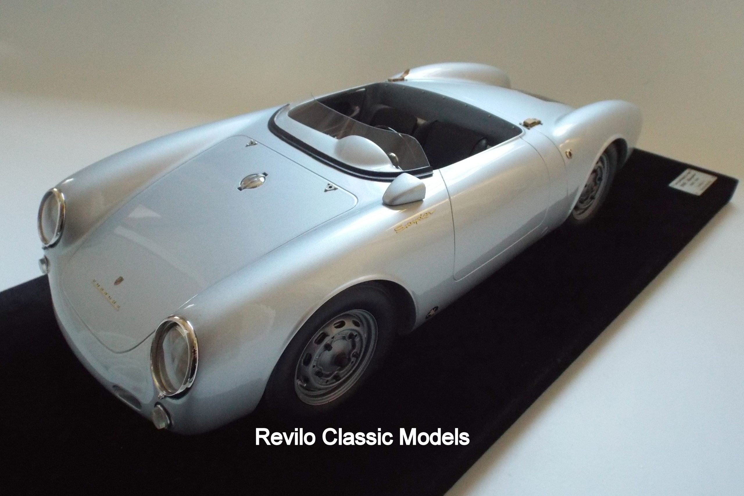 Porsche 550 Spider 1:8 scale