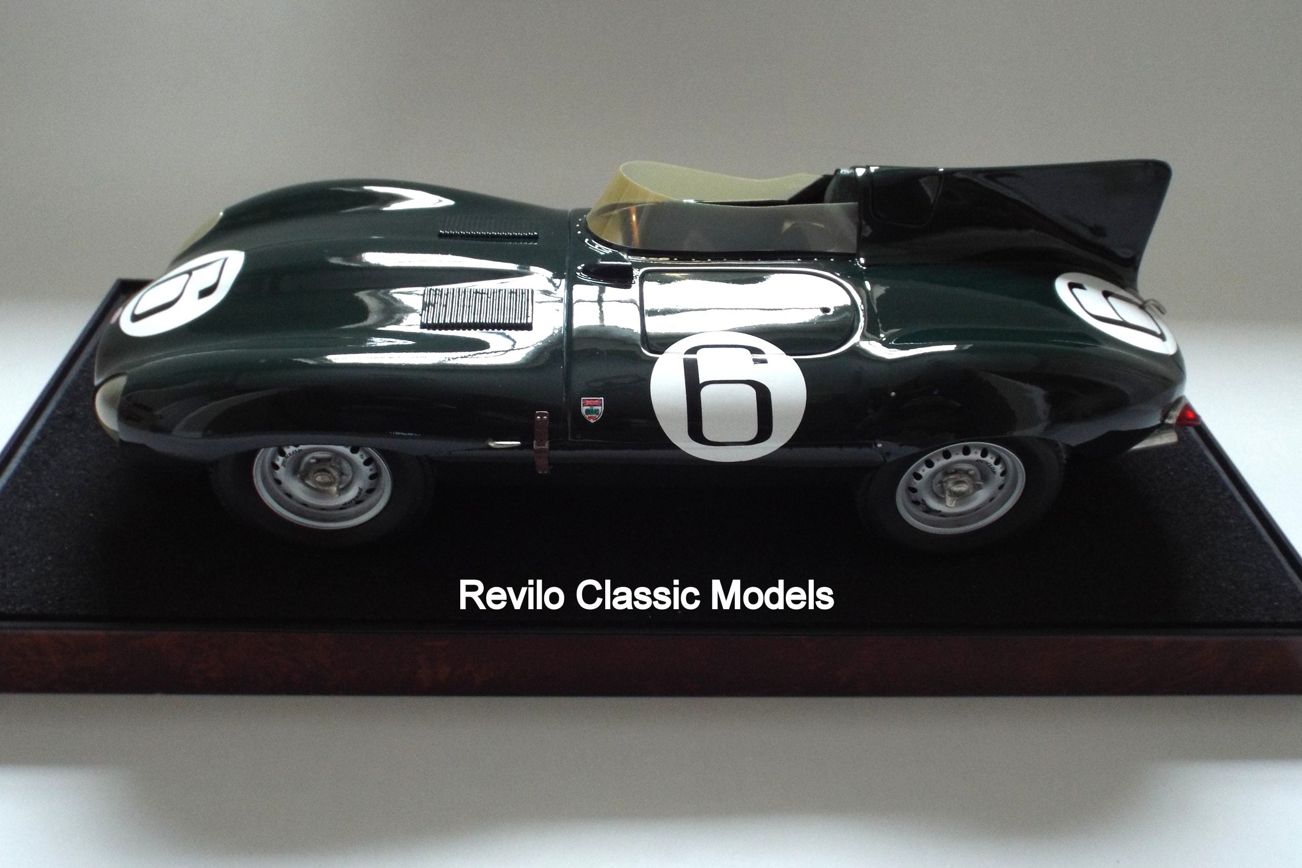 1:8 scale Jaguar D Type by Javan Smith