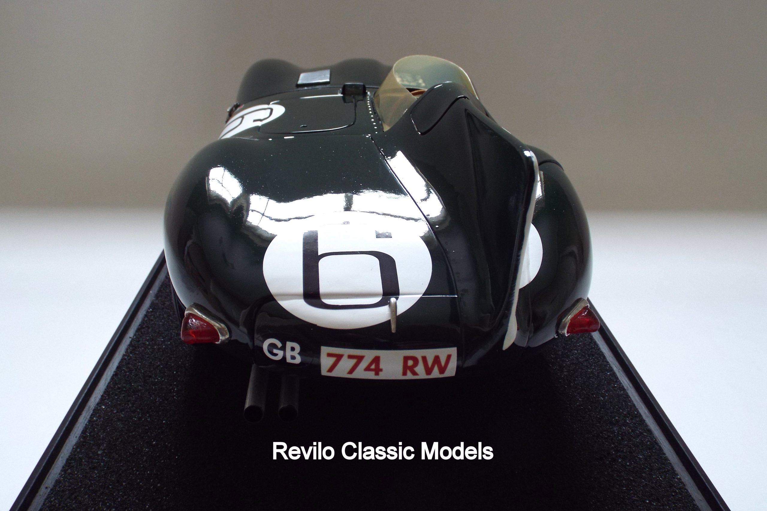 1:8 scale Jaguar D Type by Javan Smith