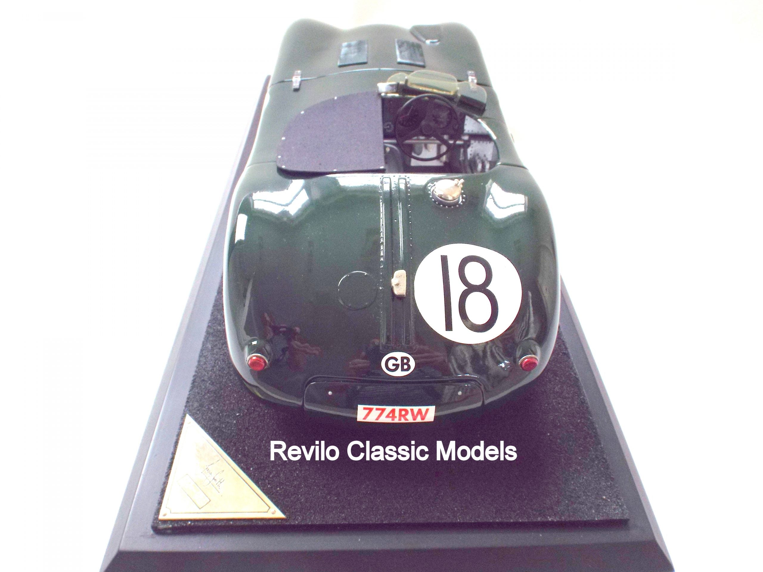 Javan Smith 1:8 scale Jaguar C Type