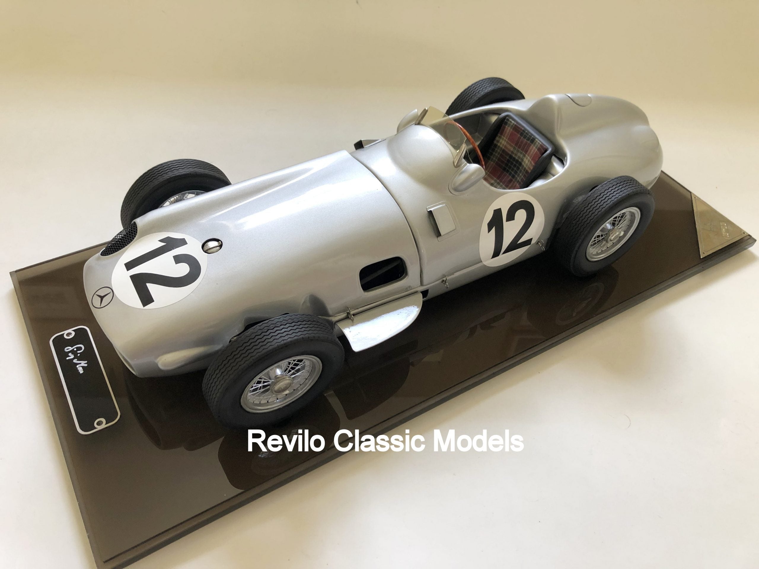 Javan Smith 1:8 scale Mercedes W196 Stirling Moss