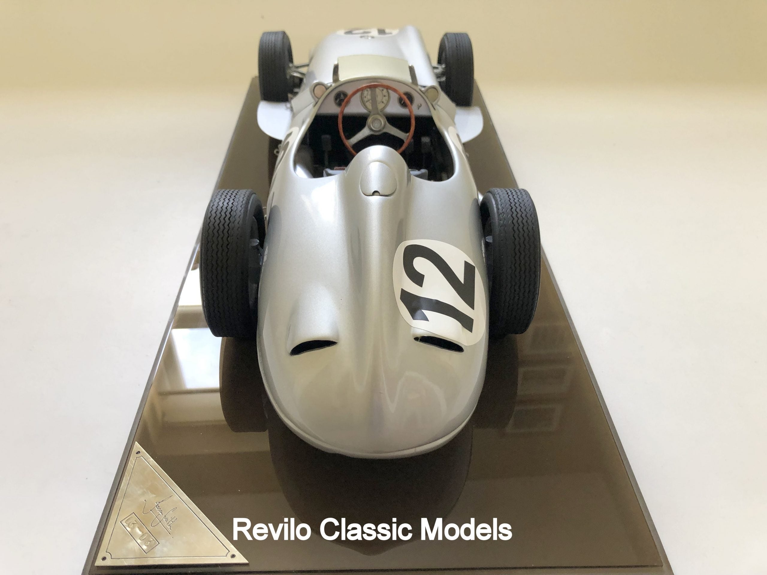 Javan Smith 1:8 scale Mercedes W196 Stirling Moss