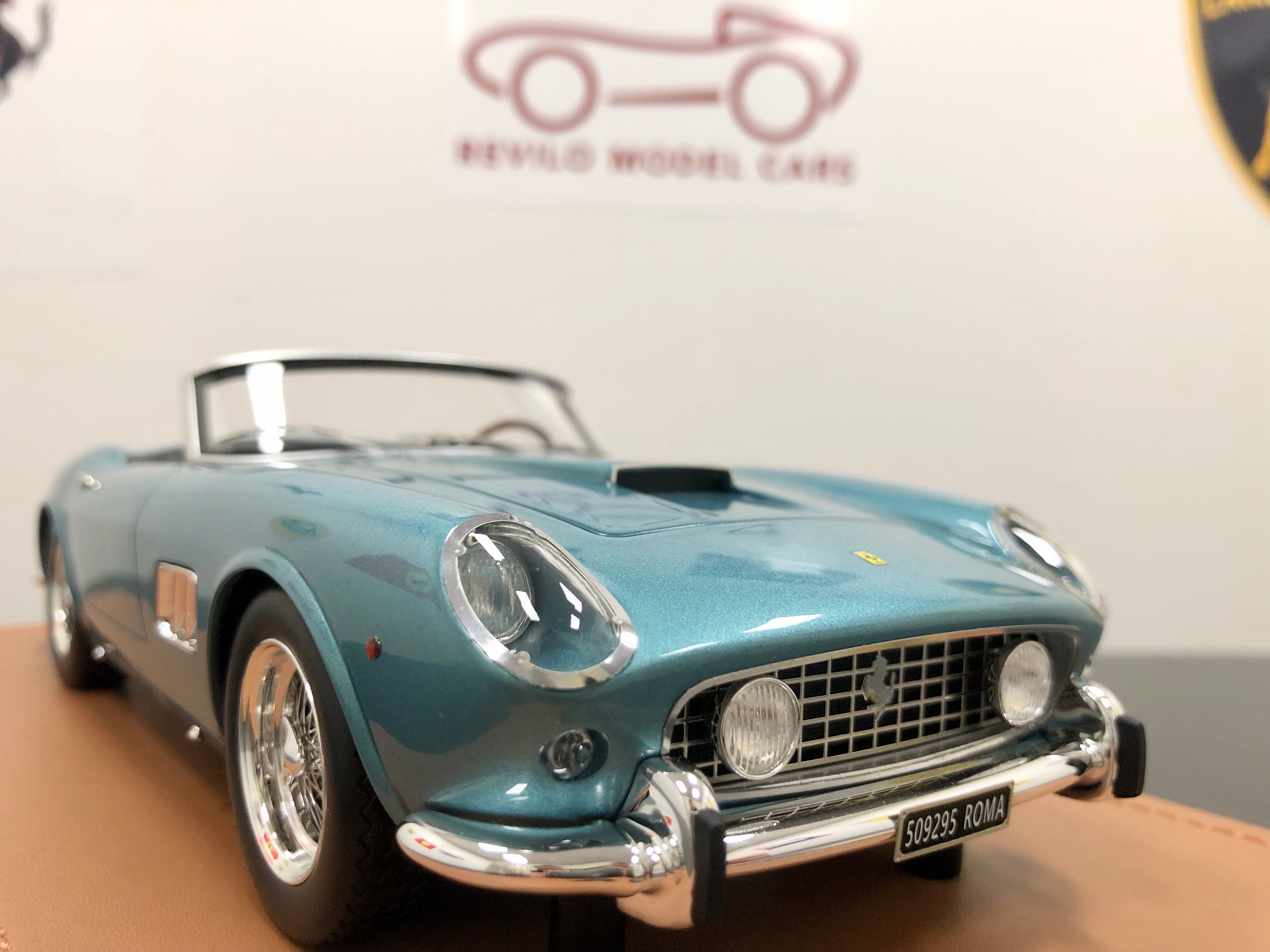 Ferrari 250 GT California 1960 Azure 1:18 scale Limited Edition