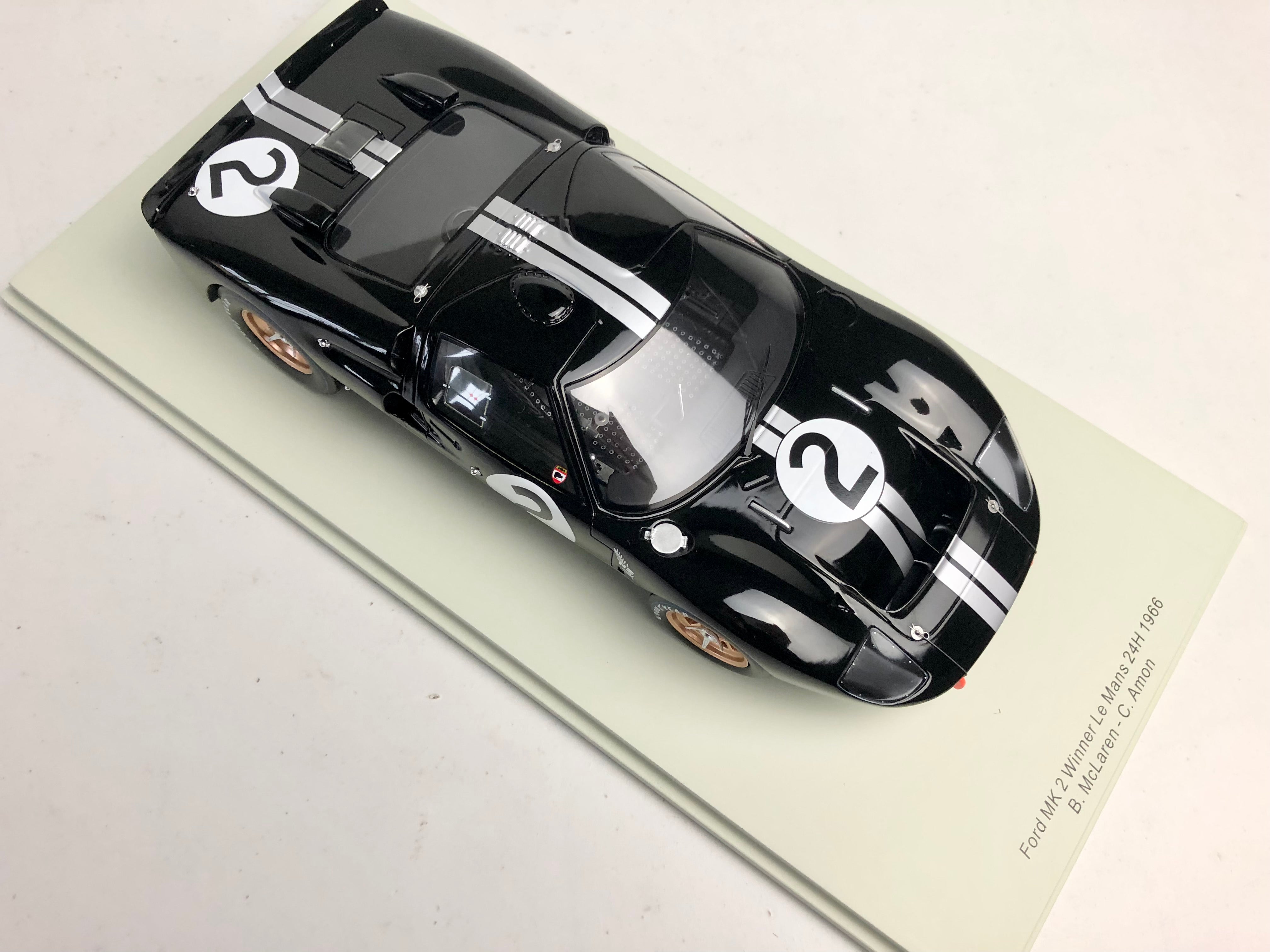 1:18 scale Ford GT40 1966 Le Mans Winner