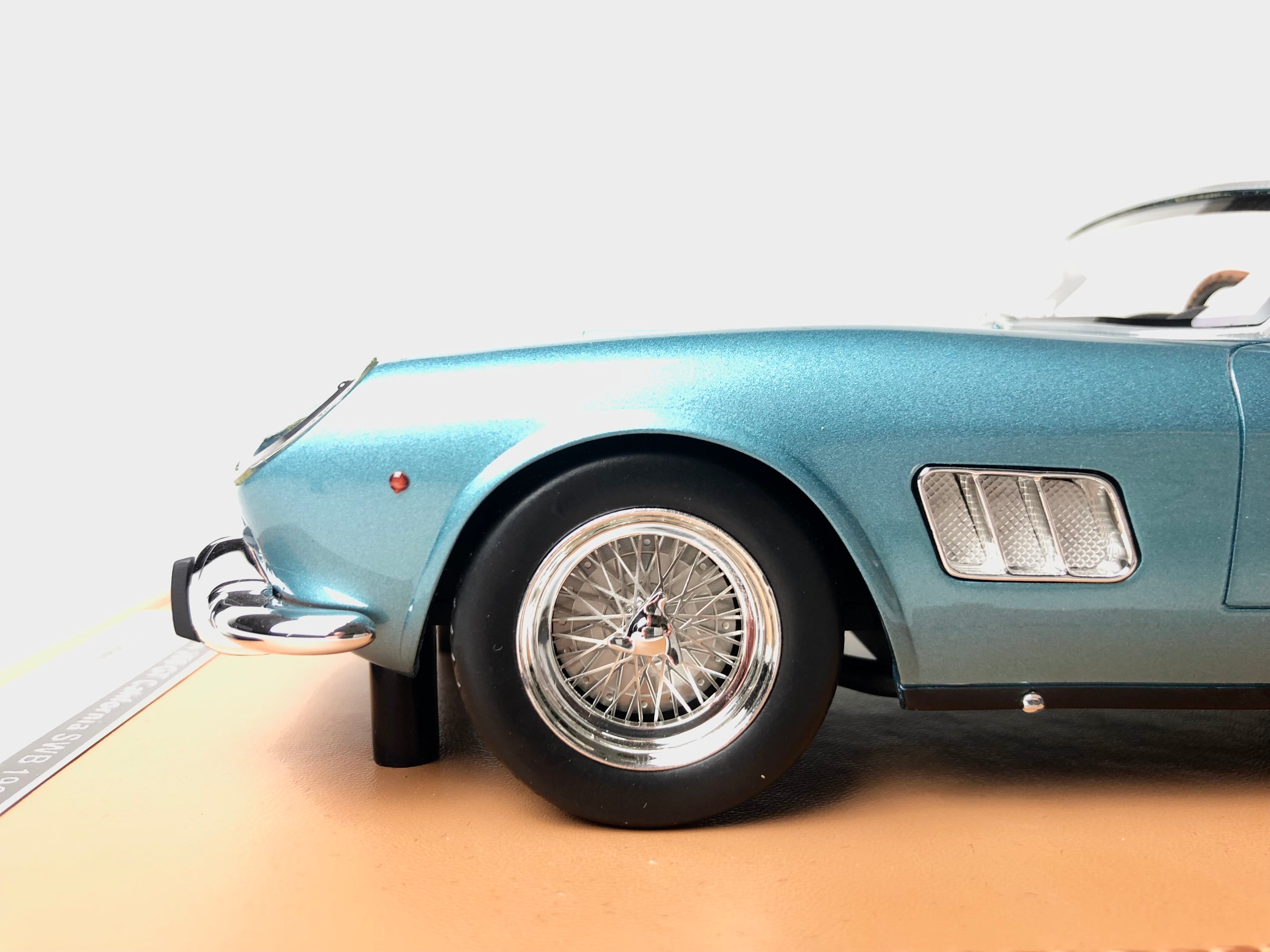 Ferrari 250 GT California 1960 Azure 1:18 scale Limited Edition