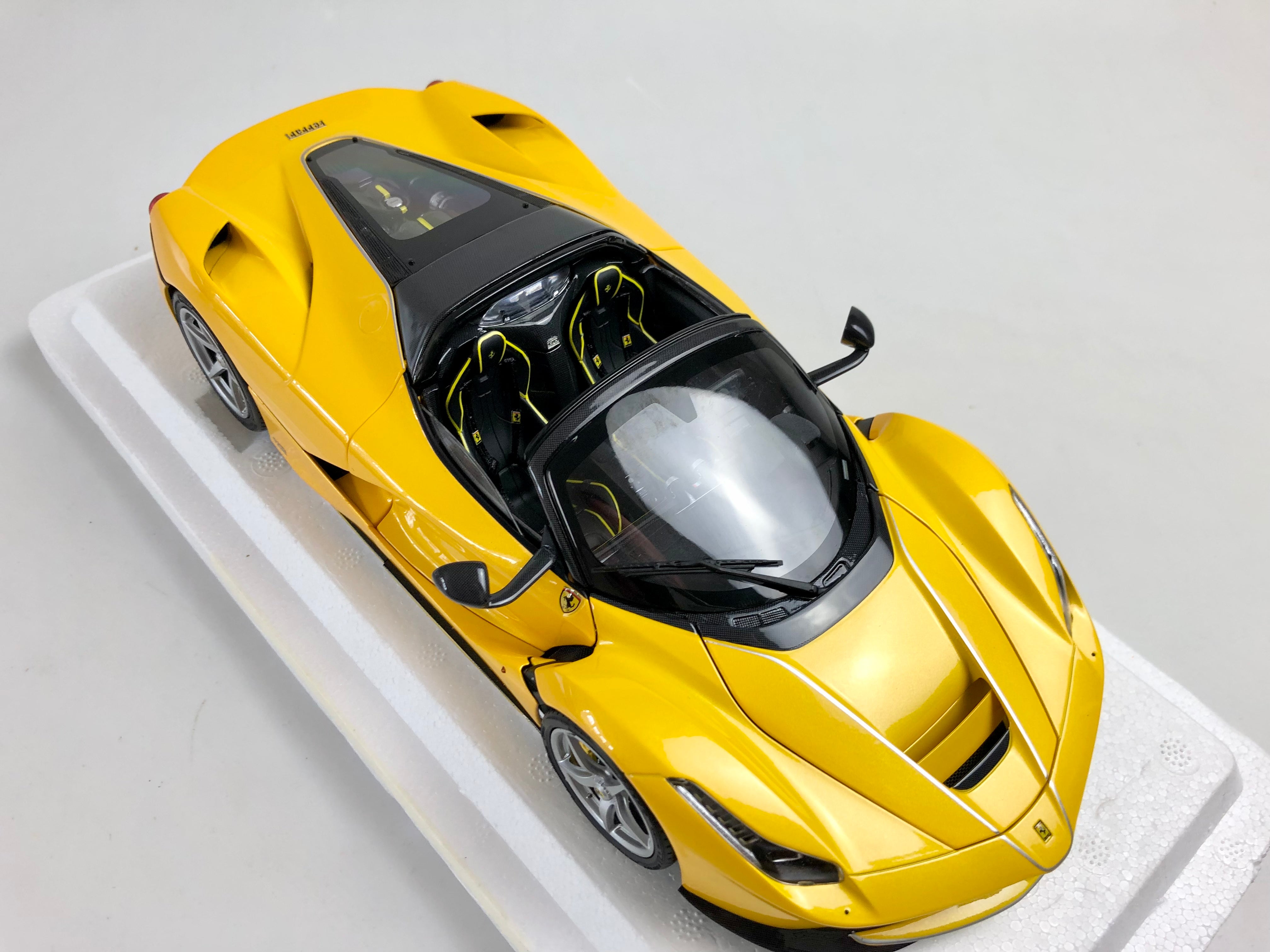 BBR La Ferrari Aperta 1:18 scale Diecast Yellow