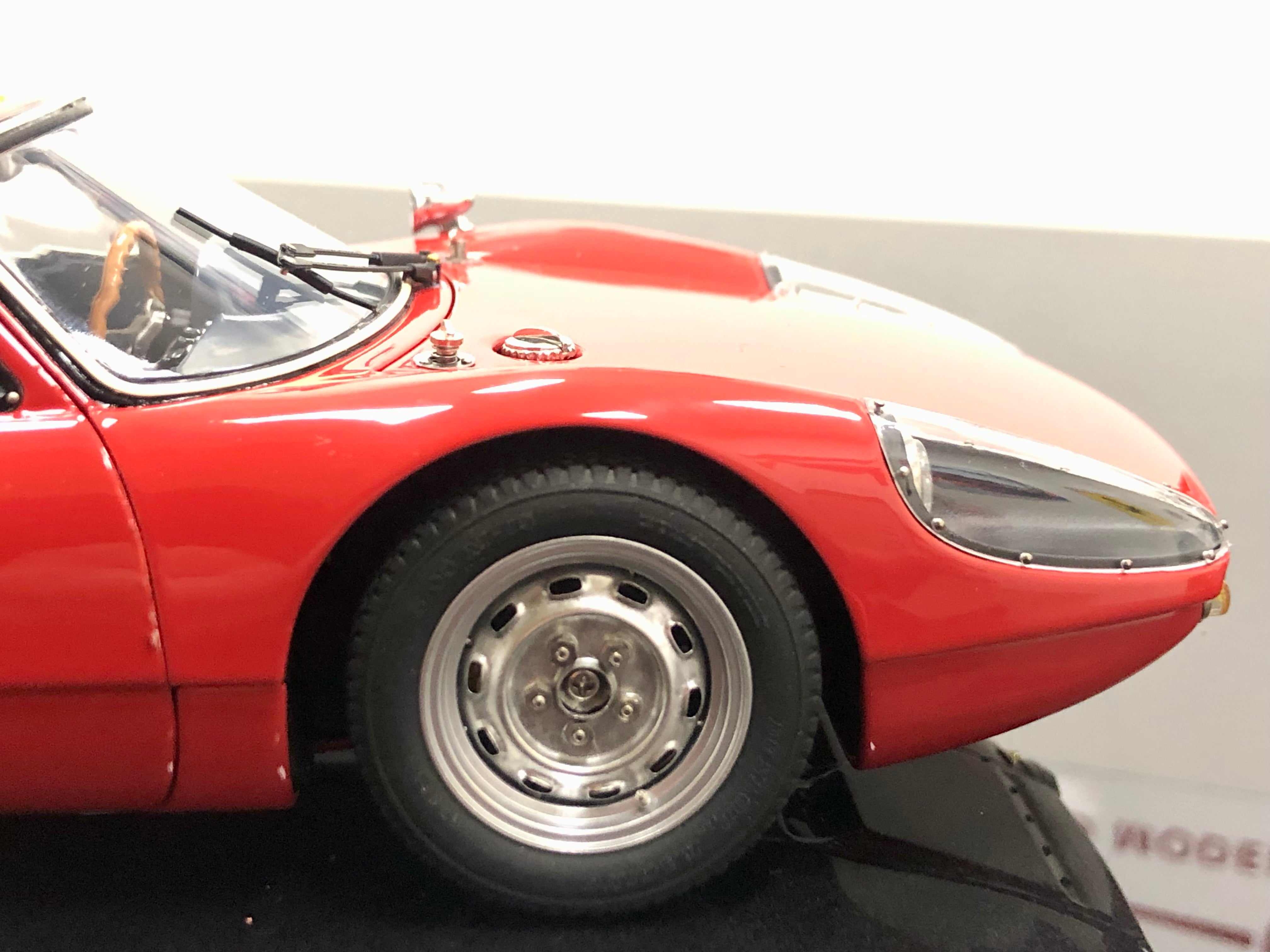 CMC 1:18 scale Porsche 904 GTS M275 red Gala Limited Edition of 200 LAST ONE!