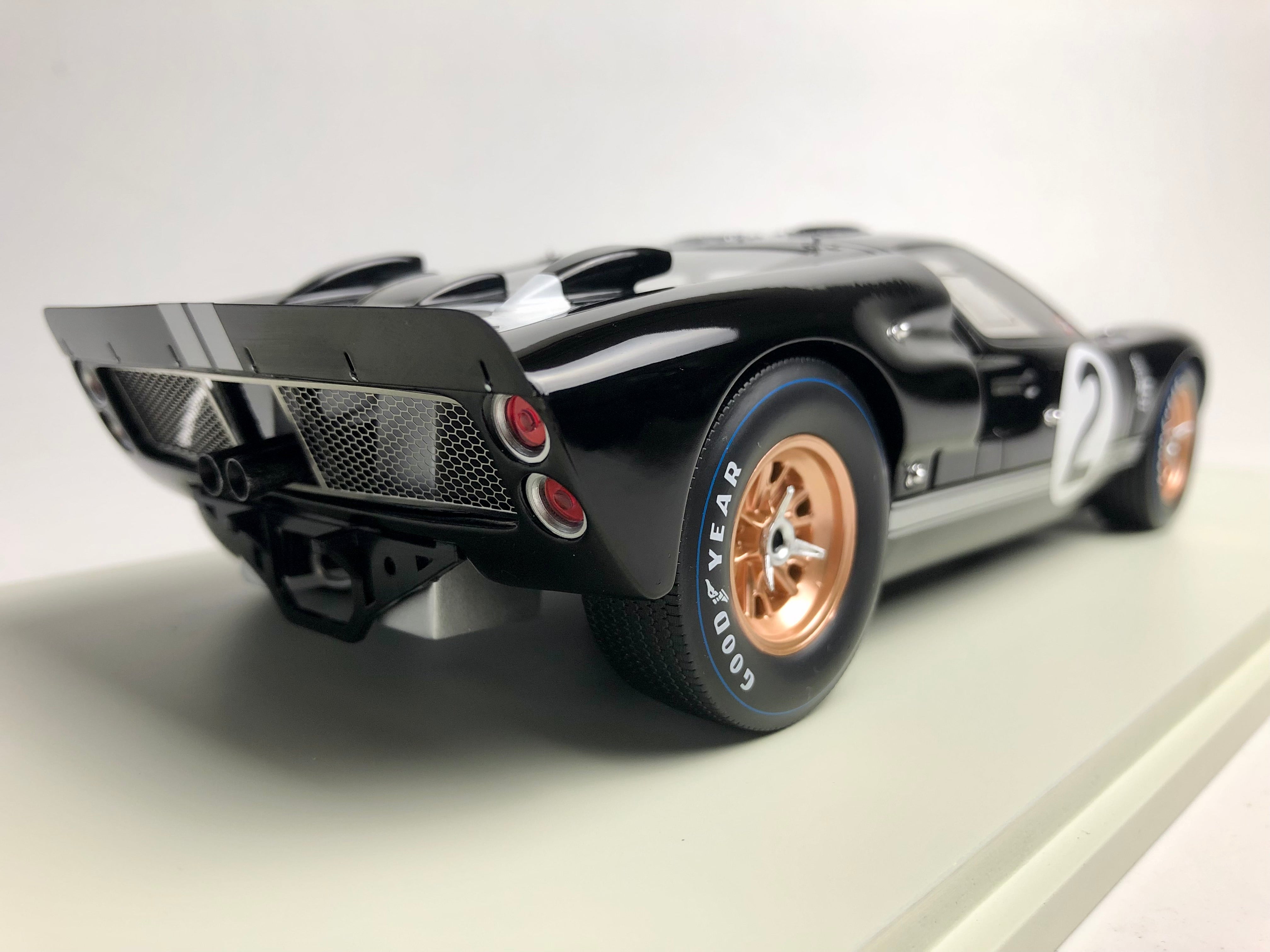 1:18 scale Ford GT40 1966 Le Mans Winner