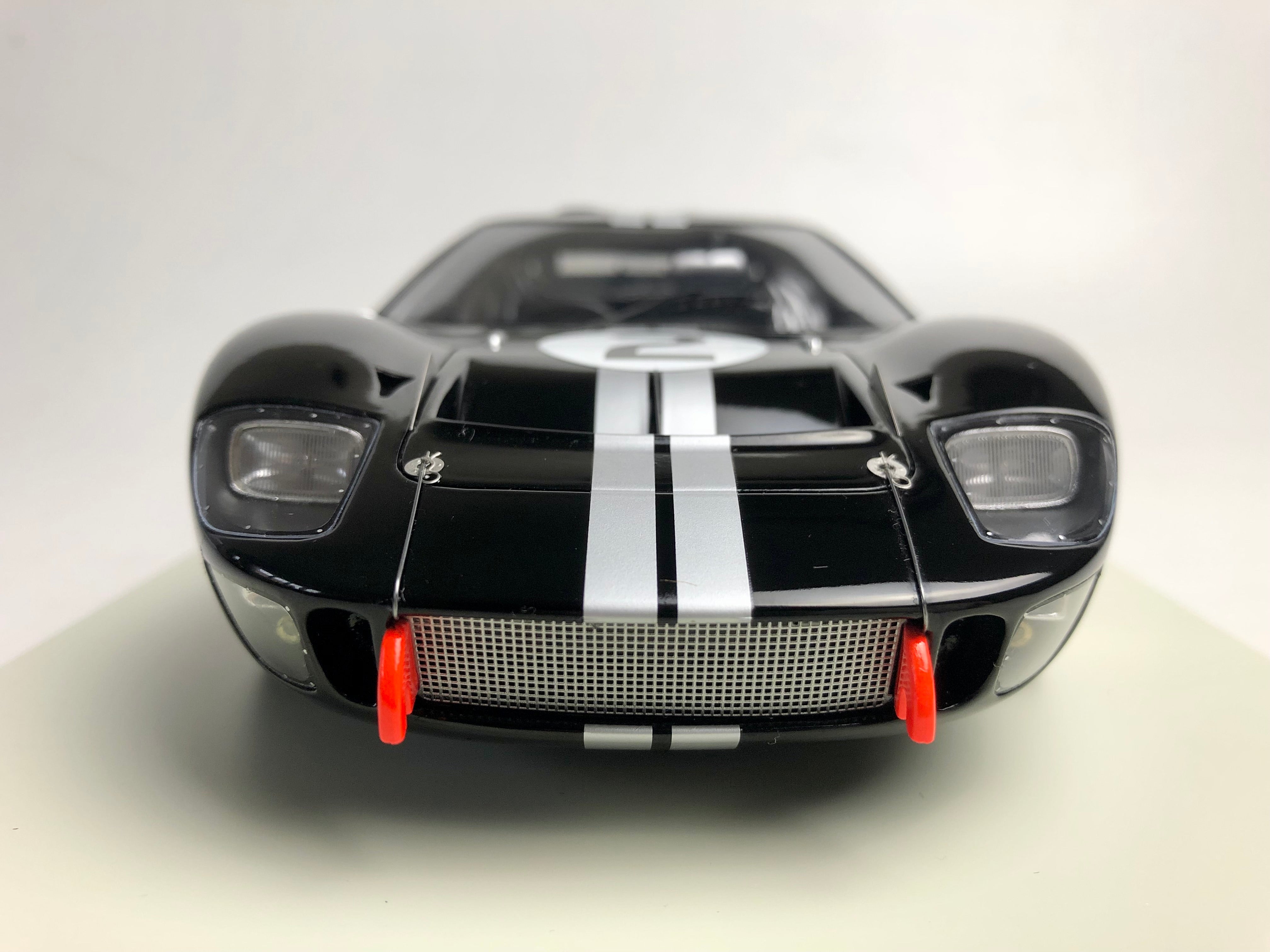 1:18 scale Ford GT40 1966 Le Mans Winner