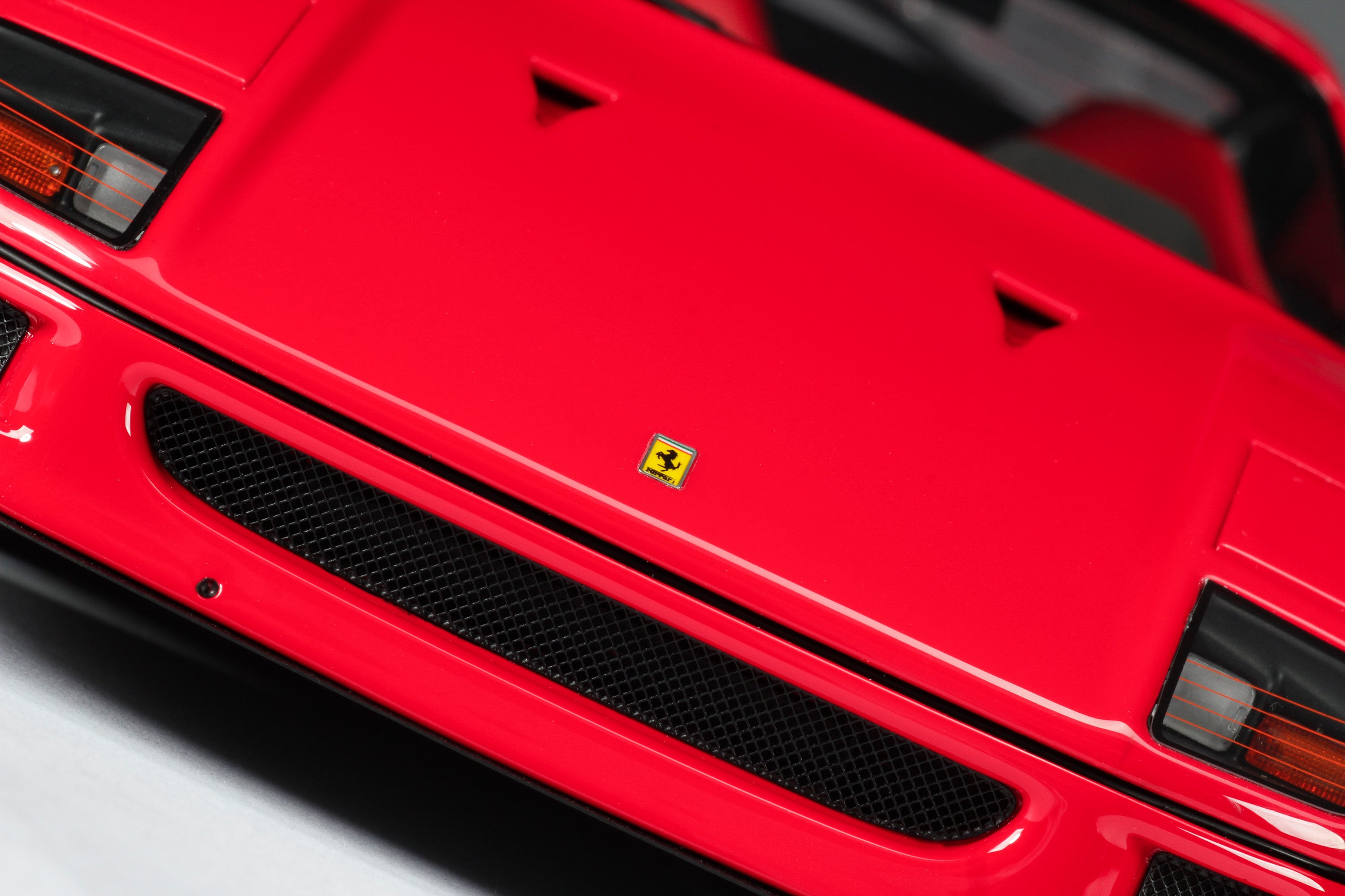 Amalgam Ferrari F40 1:18 scale