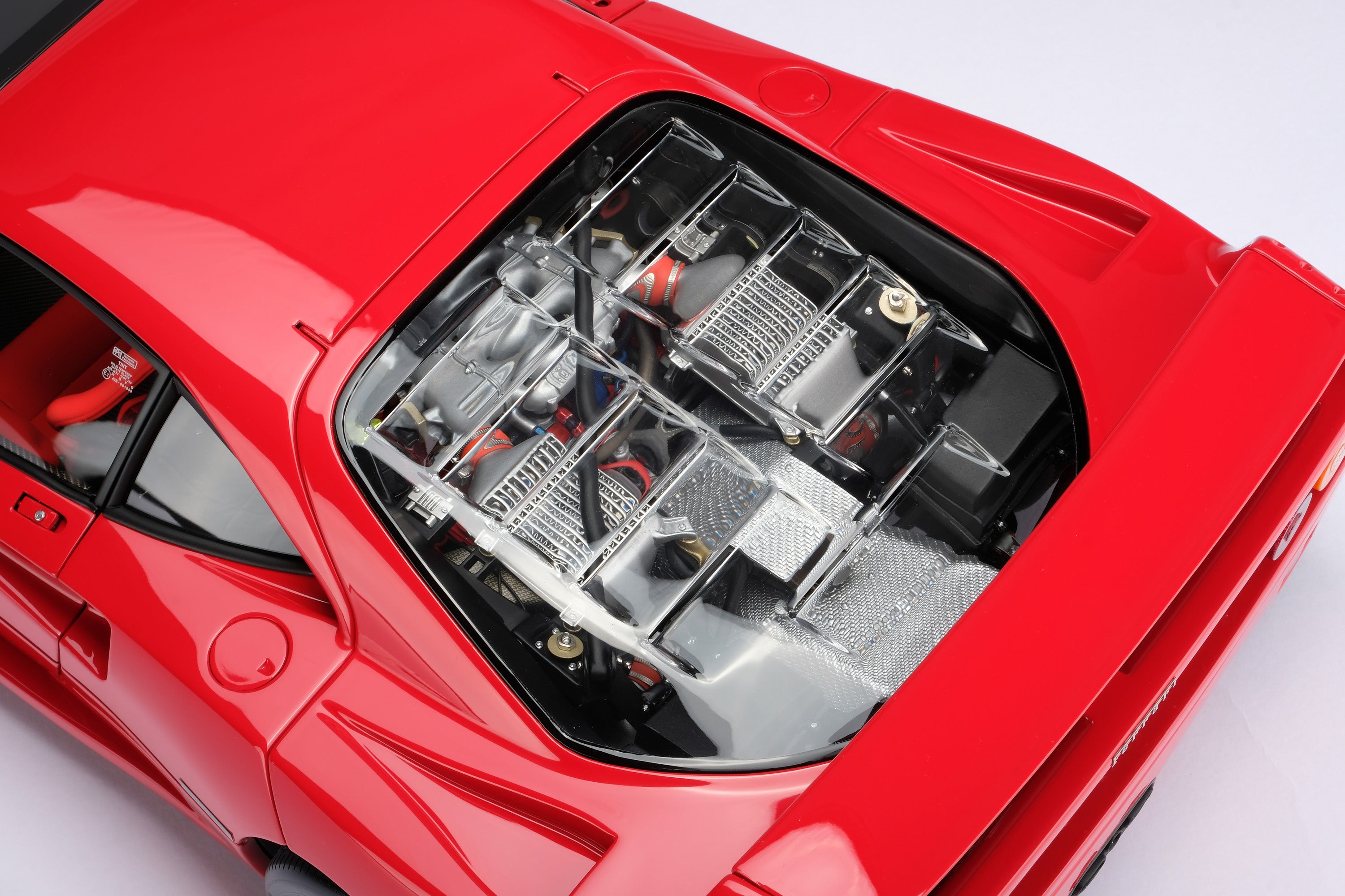 Amalgam 1:8 scale 1987 Ferrari F40