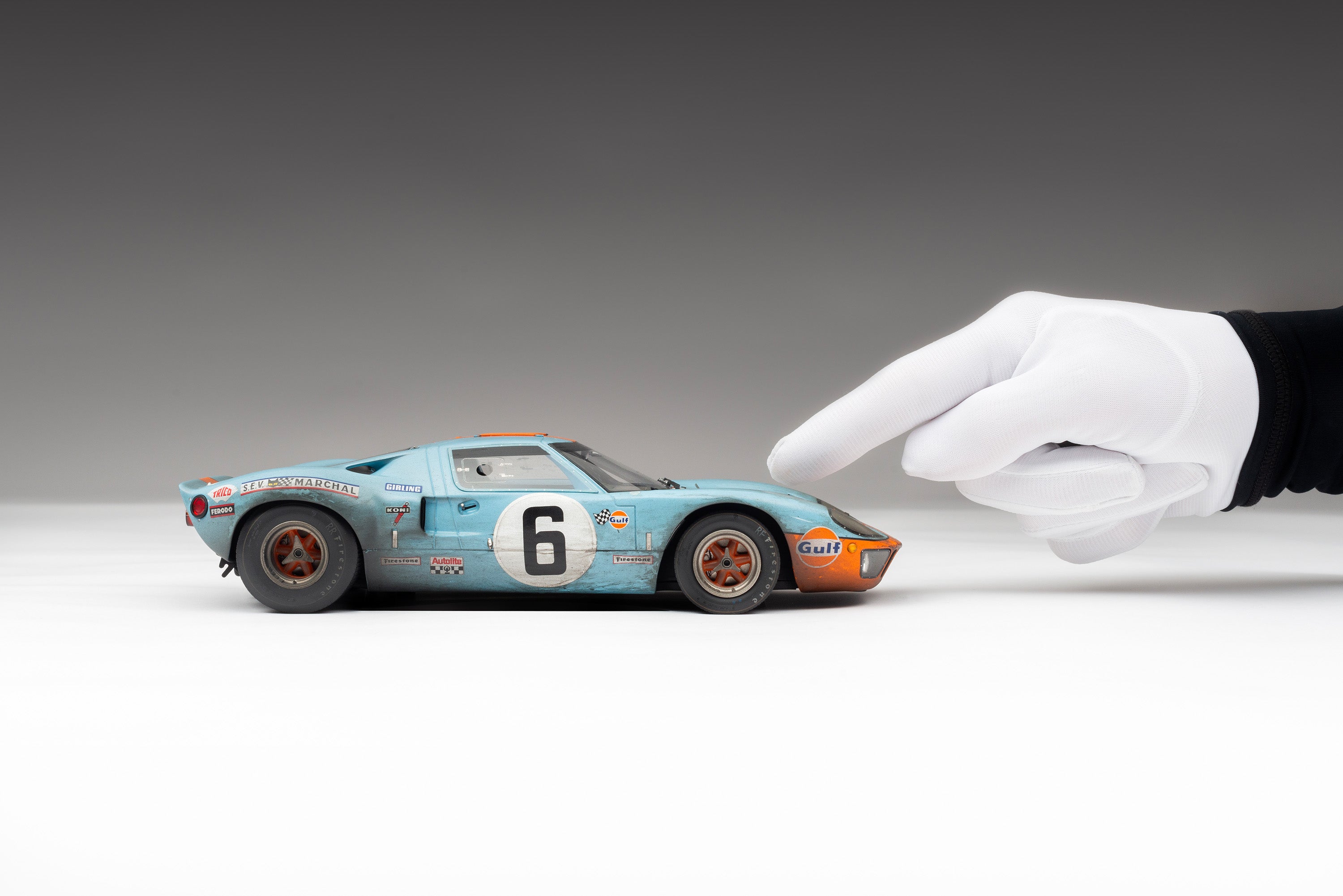 Amalgam Ford GT40 1:18 scale Le Mans 1969 winner RACE WEATHERED LIMITED EDITION