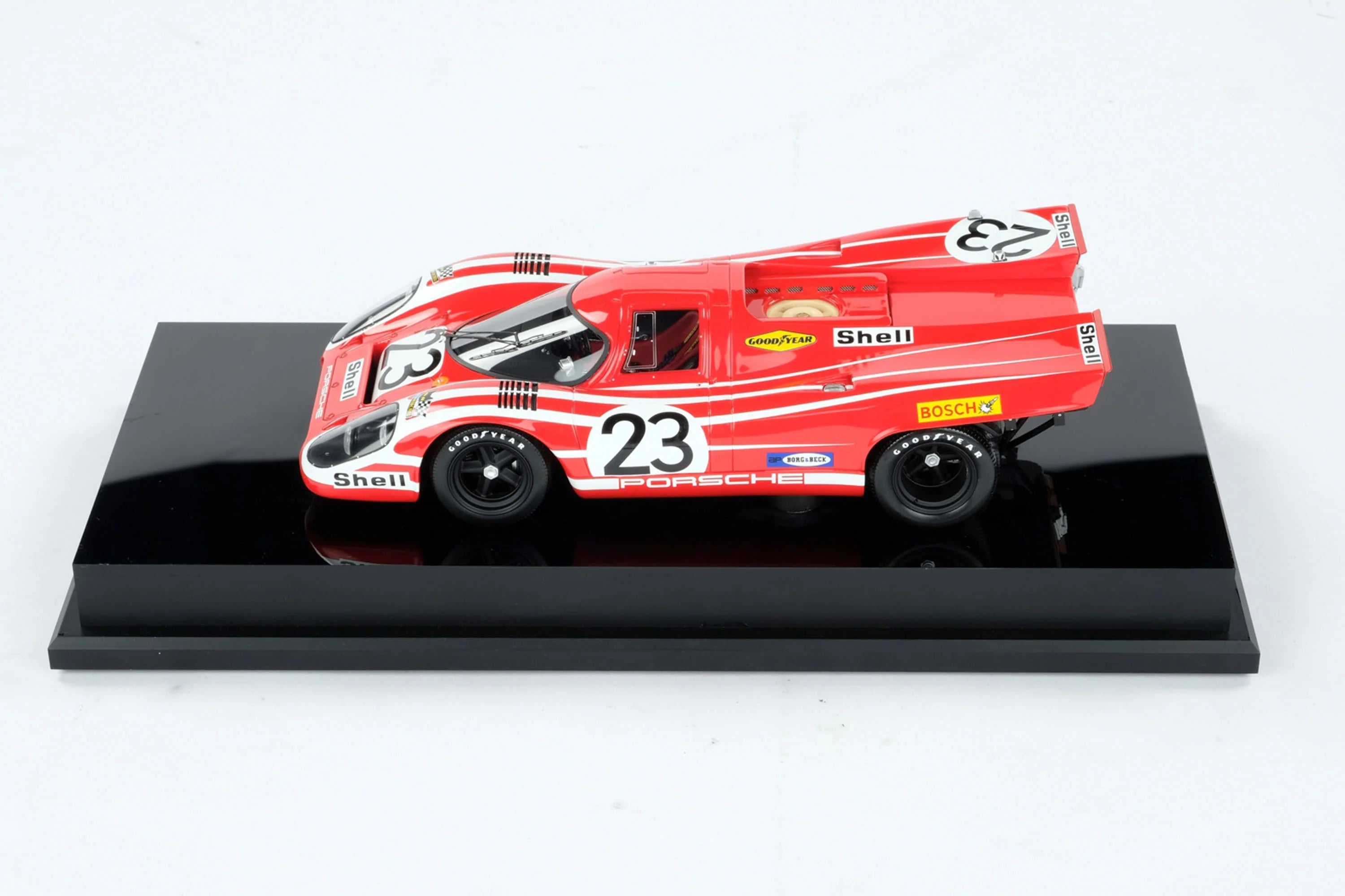 Amalgam 1:18 scale Porsche 917K #23 1970 Le Mans winner PRE ORDER