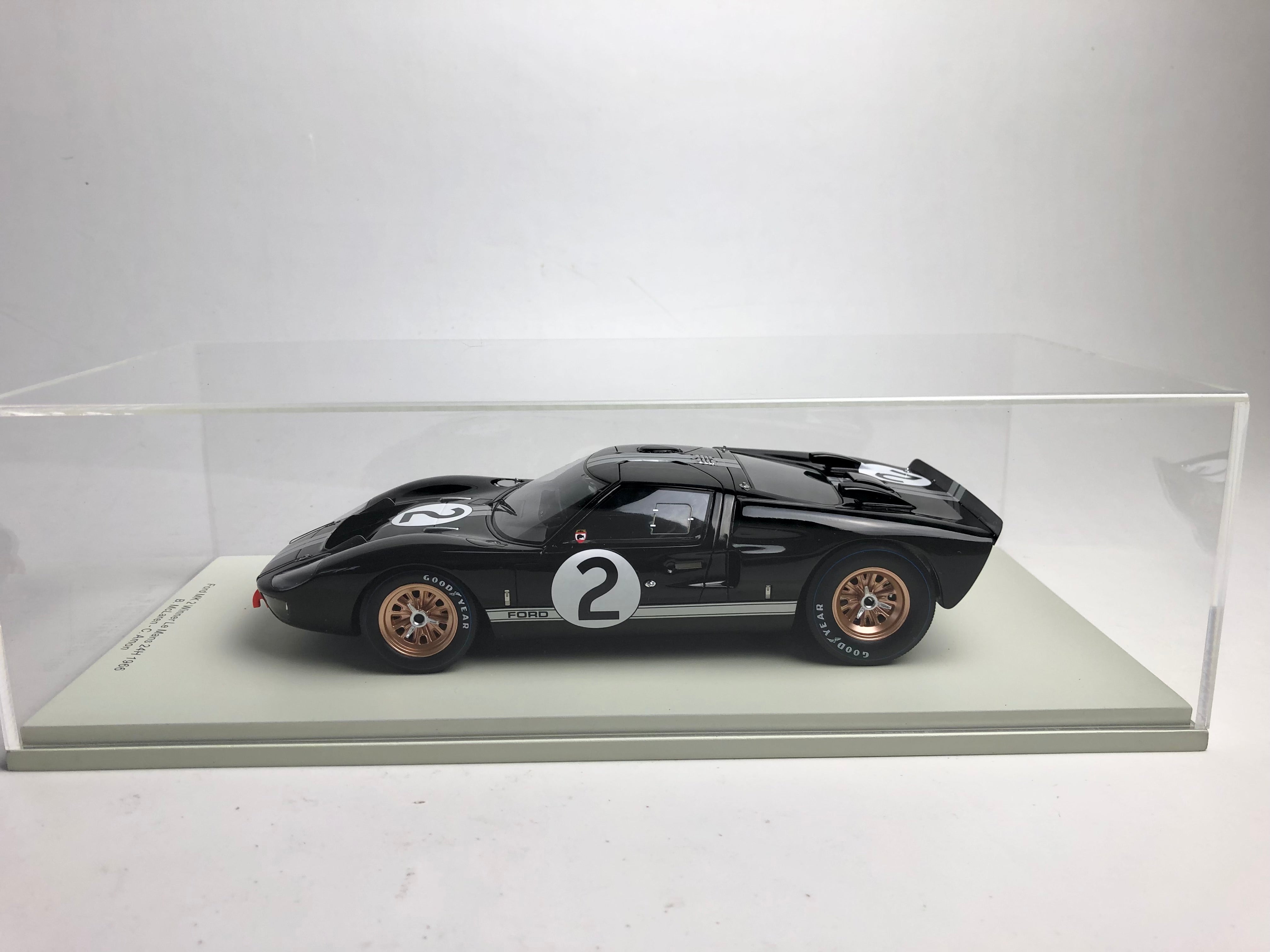 1:18 scale Ford GT40 1966 Le Mans Winner