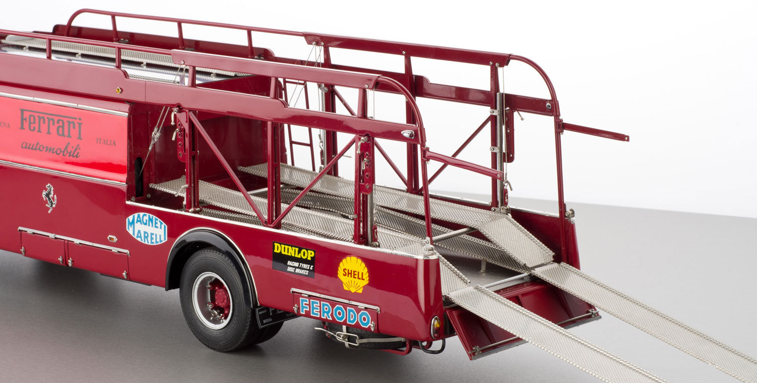 CMC M084 1:18 Ferrari Race Transporter 2024 model