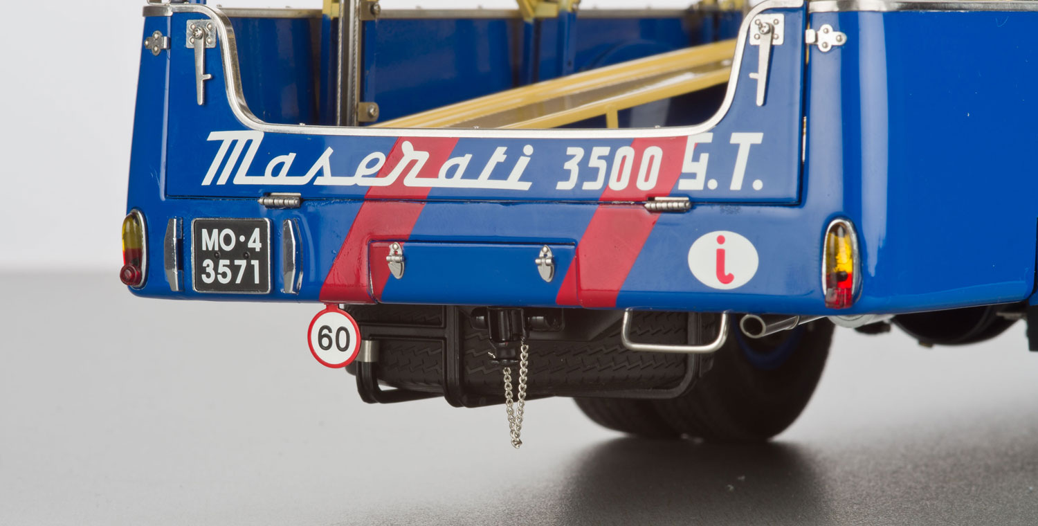 CMC M097 1:18 Maserati Race Transporter 2024 model